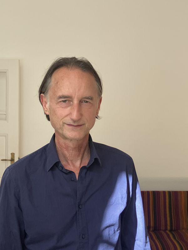 Ulrich Reuther, Heilpraktiker für Psychotherapie, METAFELD Berlin